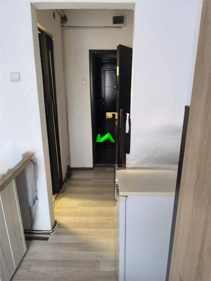 Garsoniera de Sibiu Zona Compa - foto 3