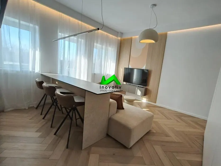 Apartament de inchiriat 3 camere Sibiu Turnisor - foto 3