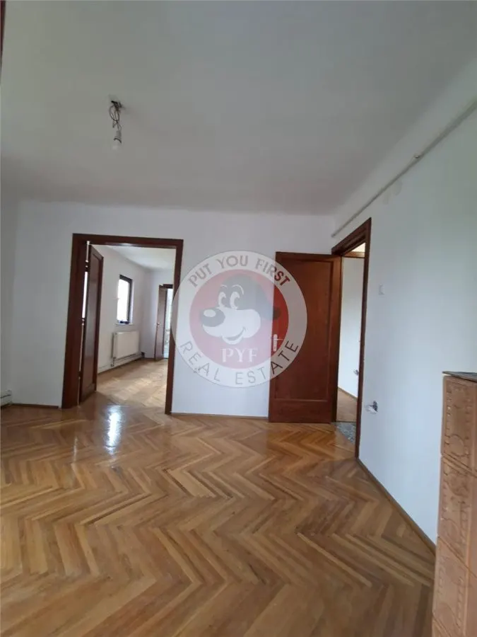Radu Beller | 2 camere de renovat | Centrala | 70mp | Pivnita | B13214 - foto 4