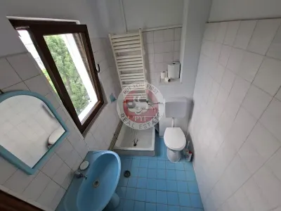 Radu Beller | 2 camere de renovat | Centrala | 70mp | Pivnita | B13214 - foto 8