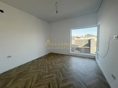 Casa individuală parter - 4 camere - 2 băi + dressing - teren 371mp - foto 2