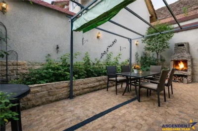 Aparthotel elegant, potential ridicat, ultracentral, Brasov - foto 2