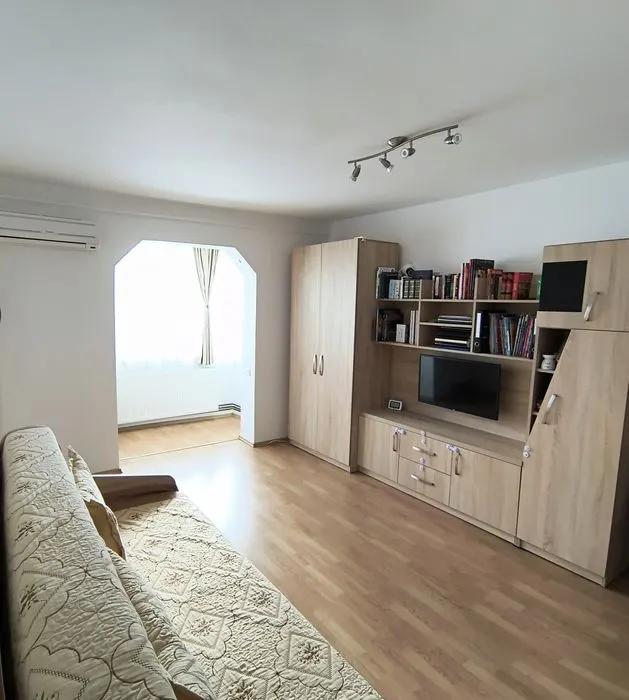 Apartament 2 camere zona Grivitei - foto 1