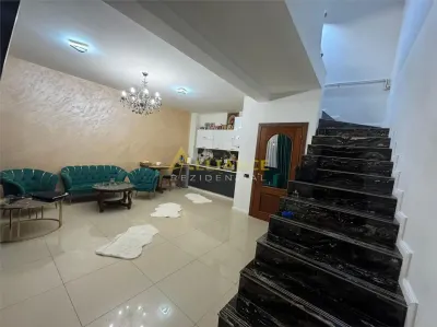 Duplex de Vanzare | 2 CASE | 175.000eur Amandoua - foto 8