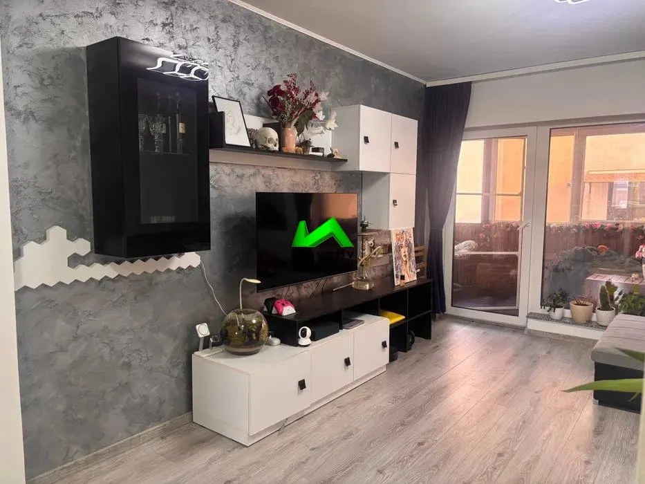 Apartament de vanzare 3 camere Sibiu Selimbar - foto 1