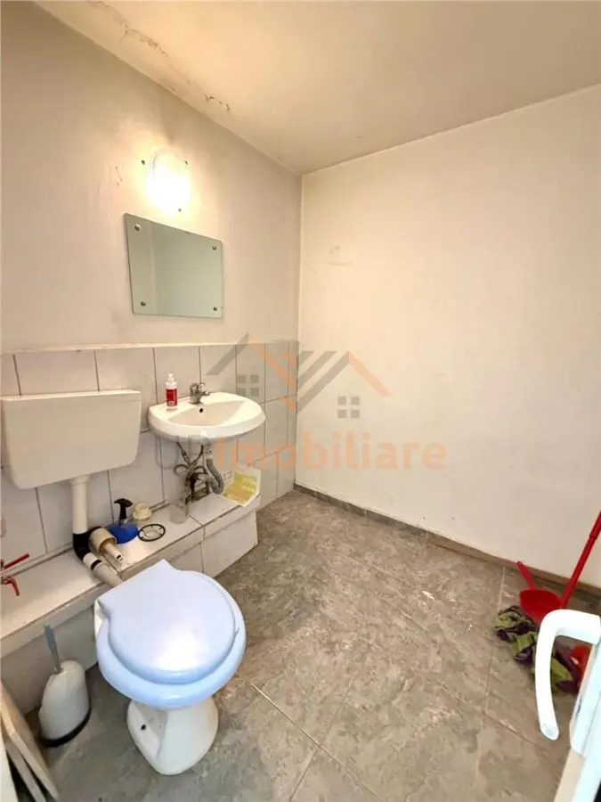 SPATIU COMERCIAL DE INCHIRIAT | 45 MP UTILI | DECEBAL | ORADEA - foto 7