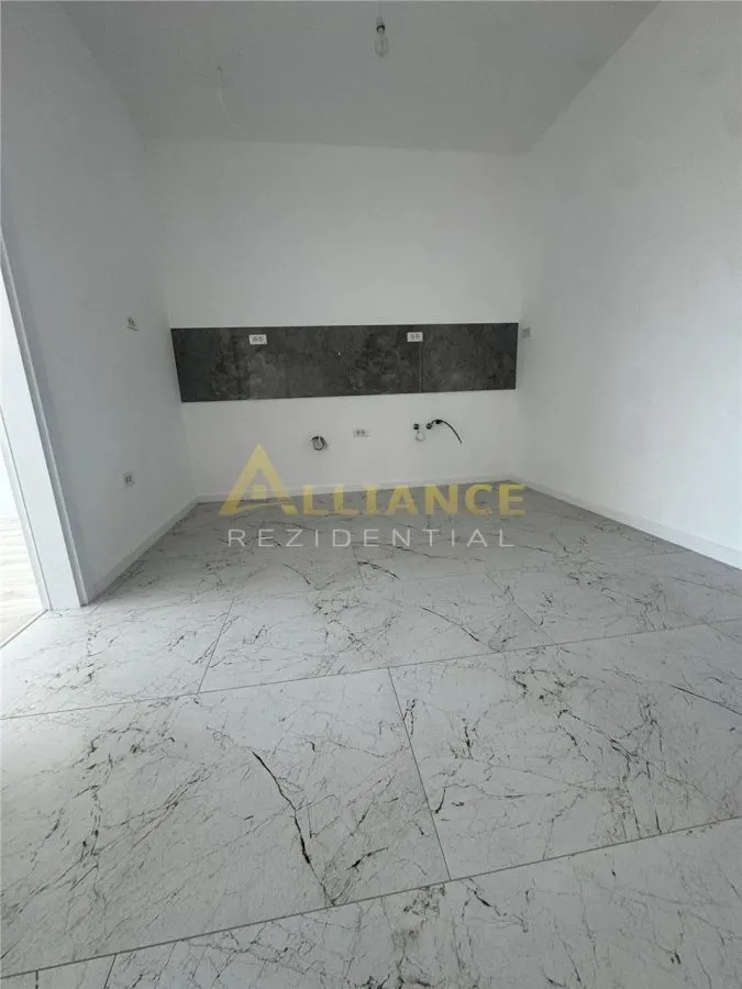 3 CAMERE STRADA LEORDENI 65 MP ETAJ 2 - foto 6