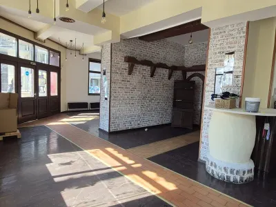 Spațiu Comercial Stradal de Închiriat â€“ Ideal pentru Farmacie 157,80 mp Vad Excelent - foto 18