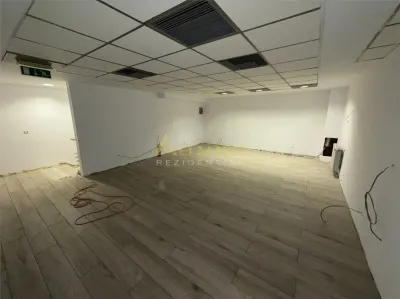 Spatiu Comercial - Parcul carol - foto 11