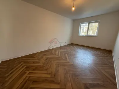 Apartament 3 camere, Etajul 2- Nicolina - Iasi