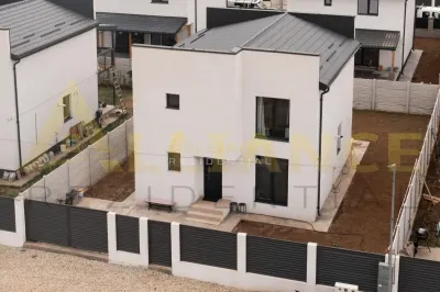 Casa Individuala - 5 camere 3 bai - Teren 300 MP - Popesti-Leordeni