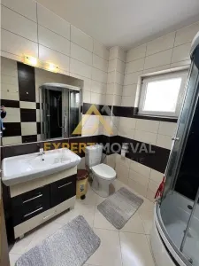Apartament cu 2 camere de inchiriat- Centru Vechi - foto 5