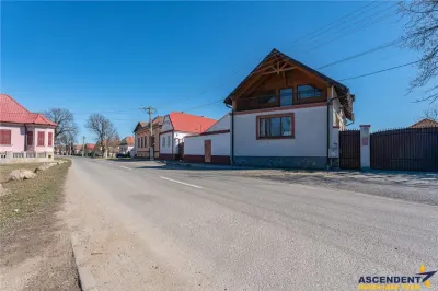 Sediu firma/ rezidential, pe domeniu de 2.240 mp teren,Central, Halchiu, Brasov - foto 15
