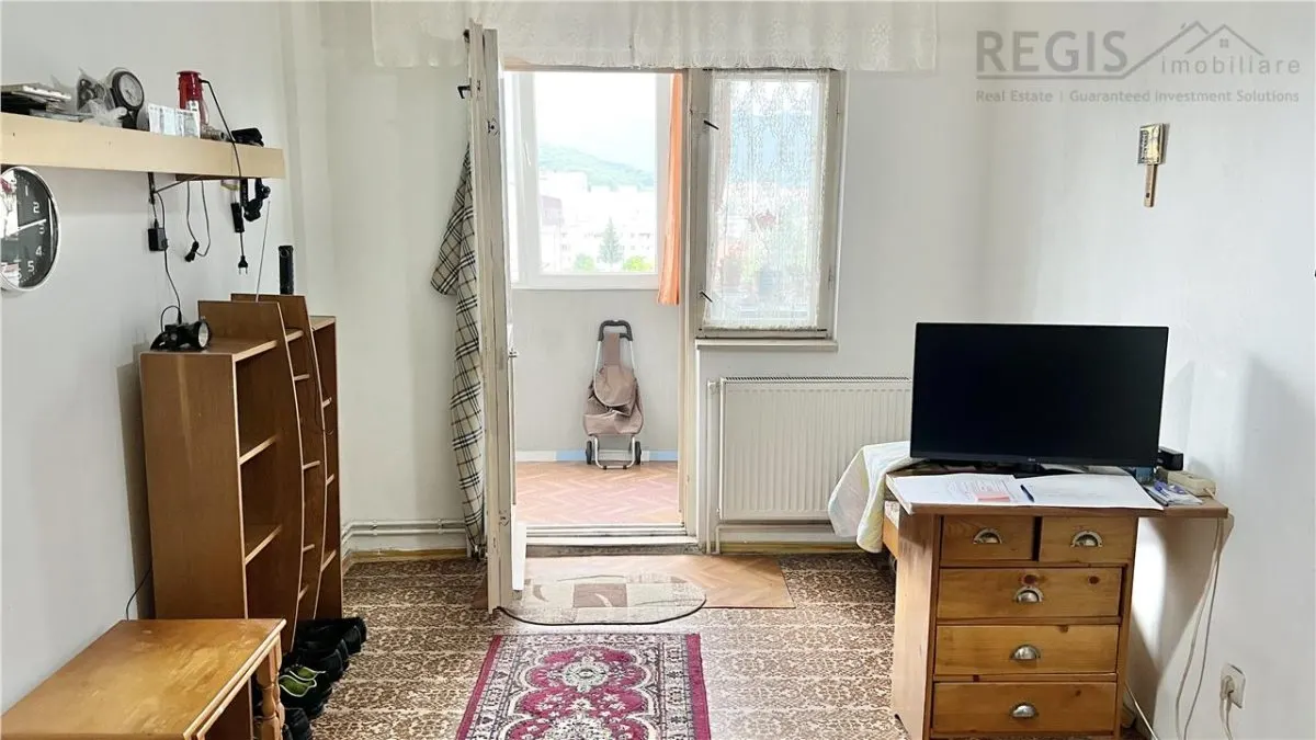 Apartament 2 camere decomandat etaj intermediar Calea Bucuresti, Brasov - foto 3