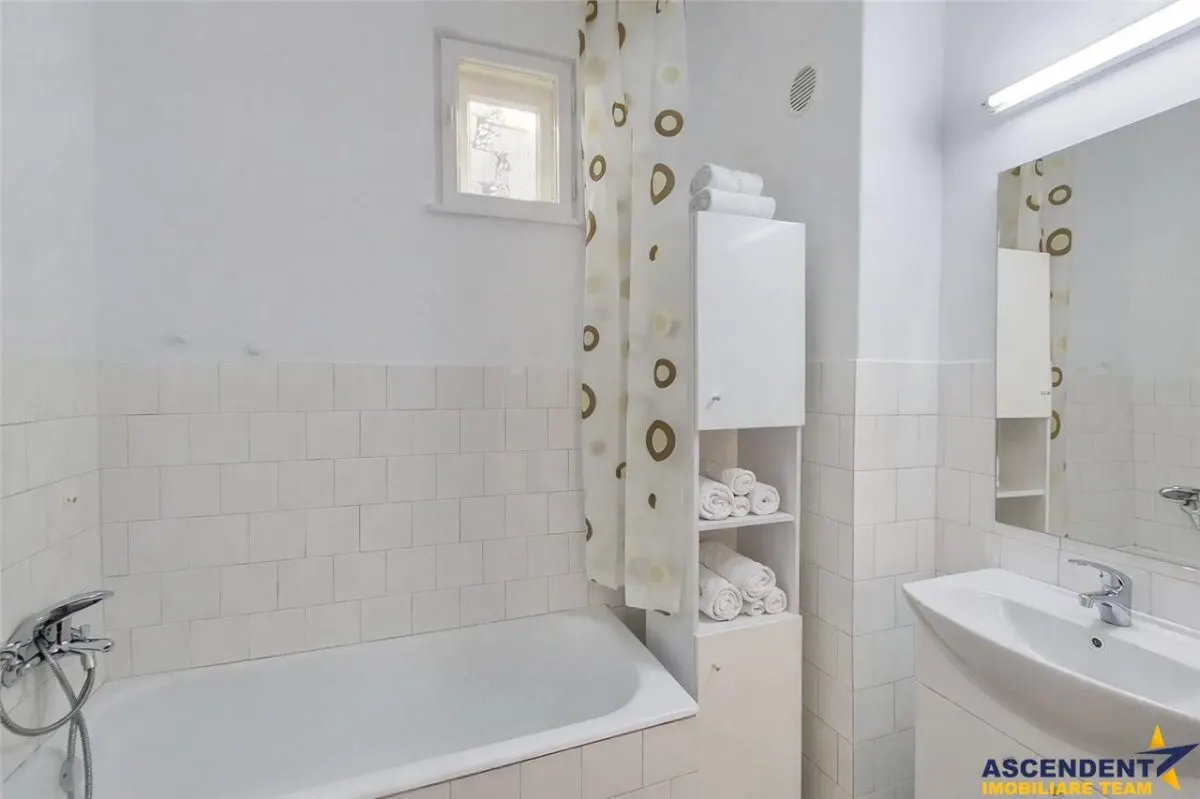 Casa sub aripa padurii, 1.750 teren roditor, Central, Sacele, Brasov - foto 10
