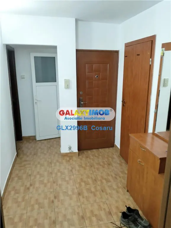 INCHIRIEZ APARTAMENT 3 CAMERE PIATA RAHOVA - foto 4