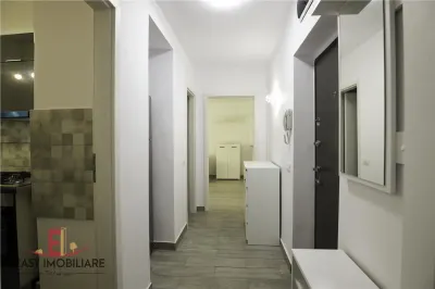 Apartament 2 camere, ultracentral, etaj 1, prima inchiriere, Str. Tineretului - foto 8