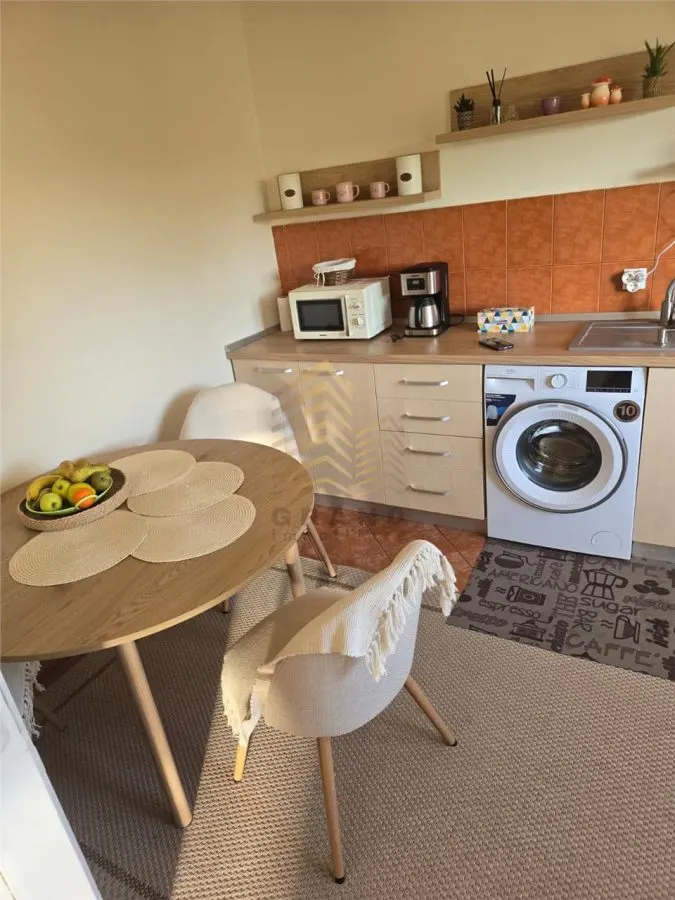 APARTAMENT LA CASA|3 CAMERE|GRADINA LA STRADA - foto 1