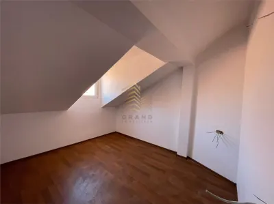 APARTAMENT 4 CAMERE|DECOMANDAT|ZONA DECEBAL STRADA EROILOR - foto 5