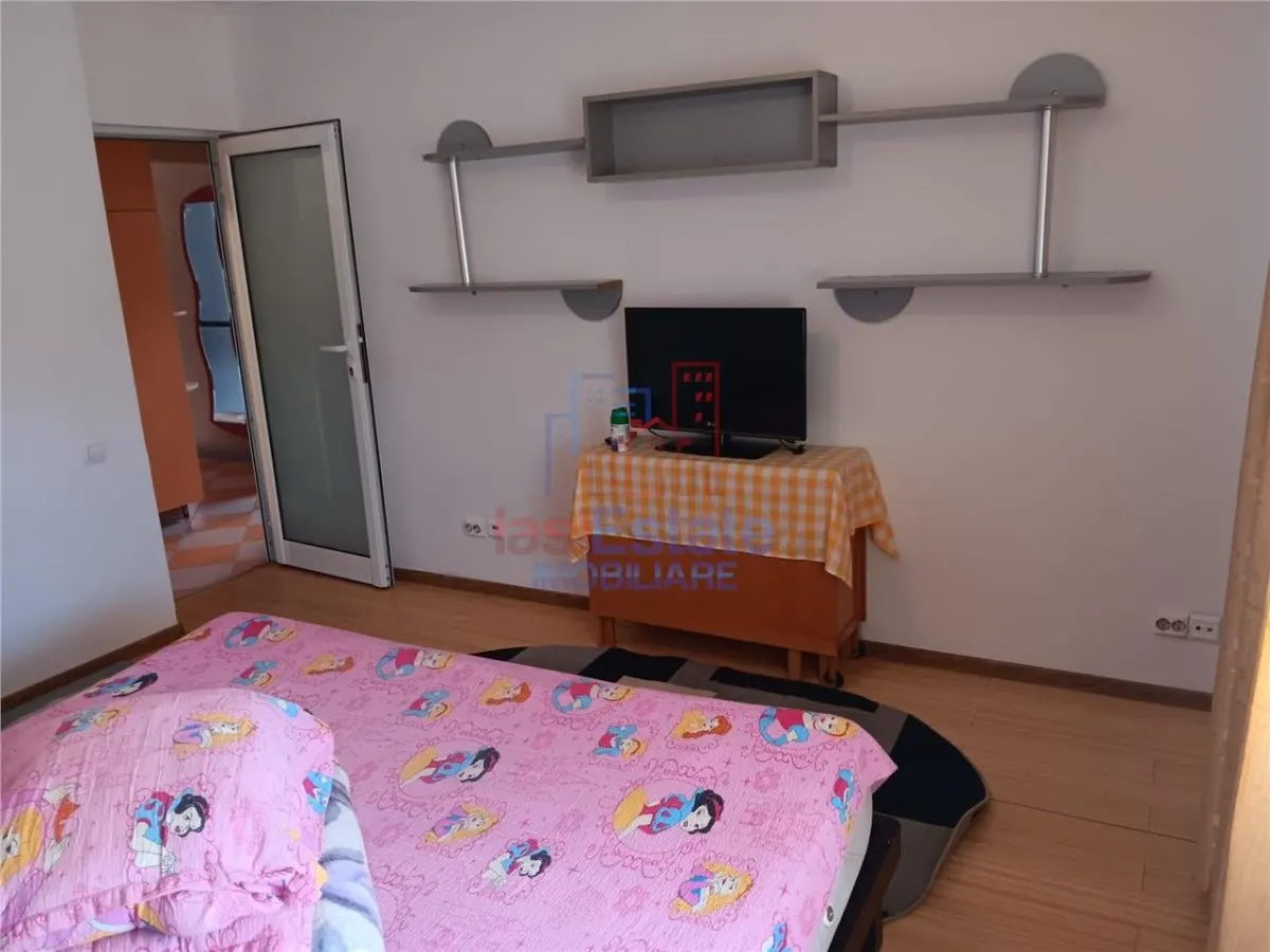 Langa padure Bd Poitiers Etajul 1 - Apartament 3 camere - foto 11