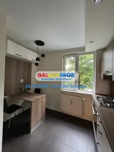 Inchiriere apartament 4 camere Drumul Taberei - foto 4