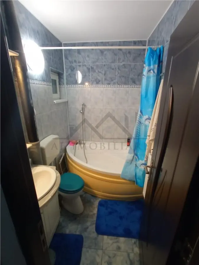 Podu Ros - langa Cresa si Scoala - Apartament 4 camere - foto 18