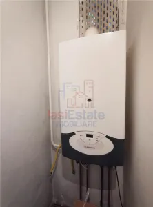 70mp - Apartament 3 camere in Podu Ros zona Cotnari - foto 7