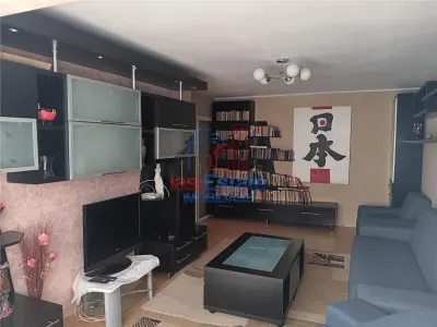 Apartament 3 camere decomandat - foto 4