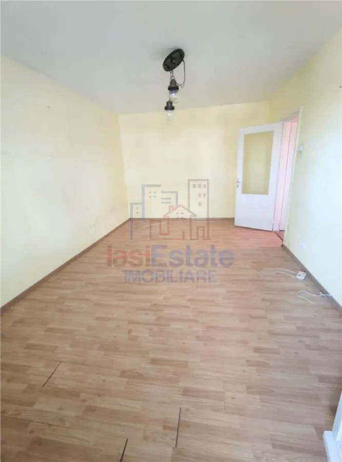 Podu Ros Apartament 2 camere Decomandat - foto 16