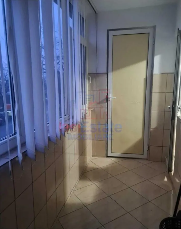 Apartament 3 Camere Nicolina - Prima Statie - foto 6