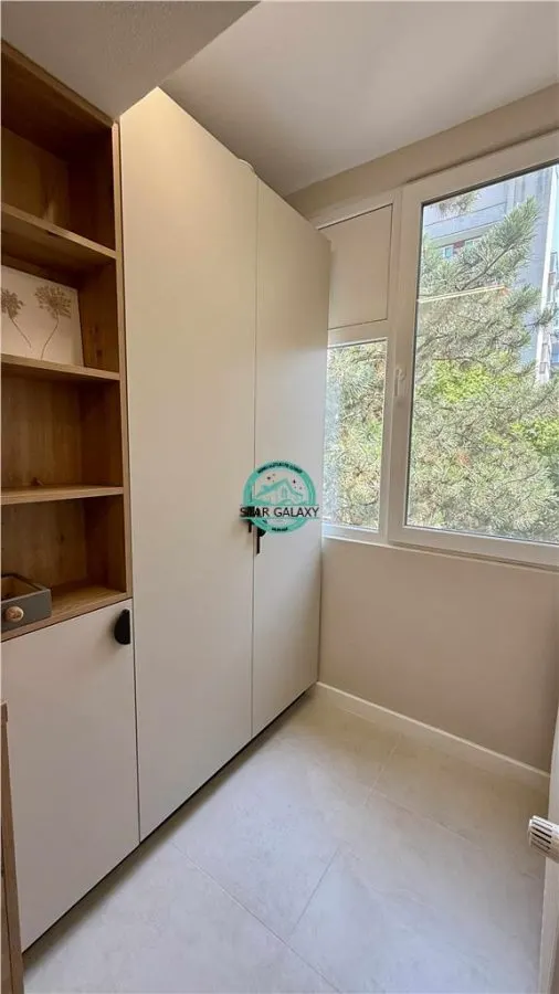 Inchiriez apartament mobilat si utilat lux la doar 4 minute de UMF - foto 12