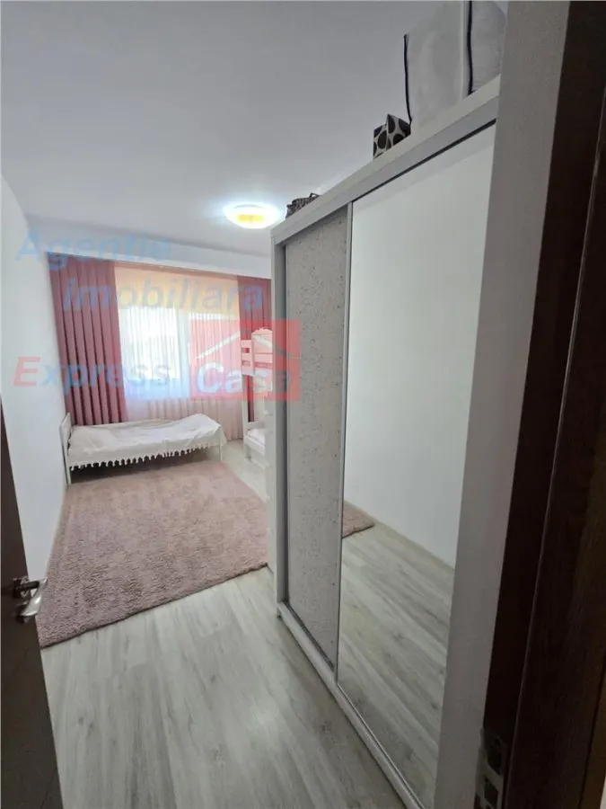 Proprietate deosebita de vanzare | Casa, 13.200 mp teren, doua iazuri cu peste | Raducaneni, Iasi - foto 13