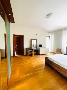 Vanzare Casa Vila cu piscina gradina 2500 mp Pipera - foto 14