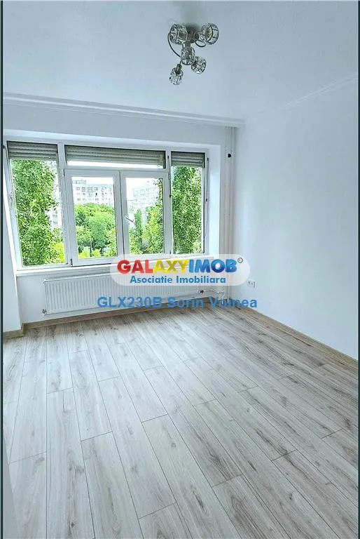Apartament 4 camere Drumul Taberei | nemobilat | metrou Romancierilor - foto 1