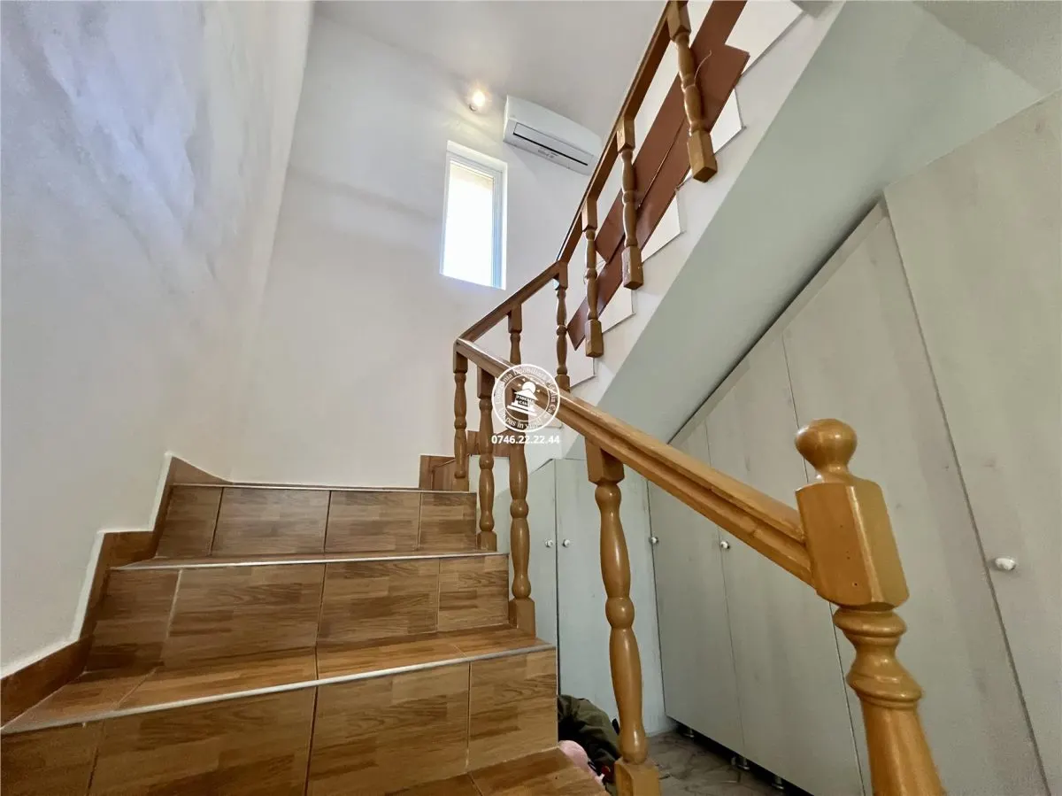 Vila cu 5 camere si 500mp de teren, de vanzare in Horpaz - foto 9