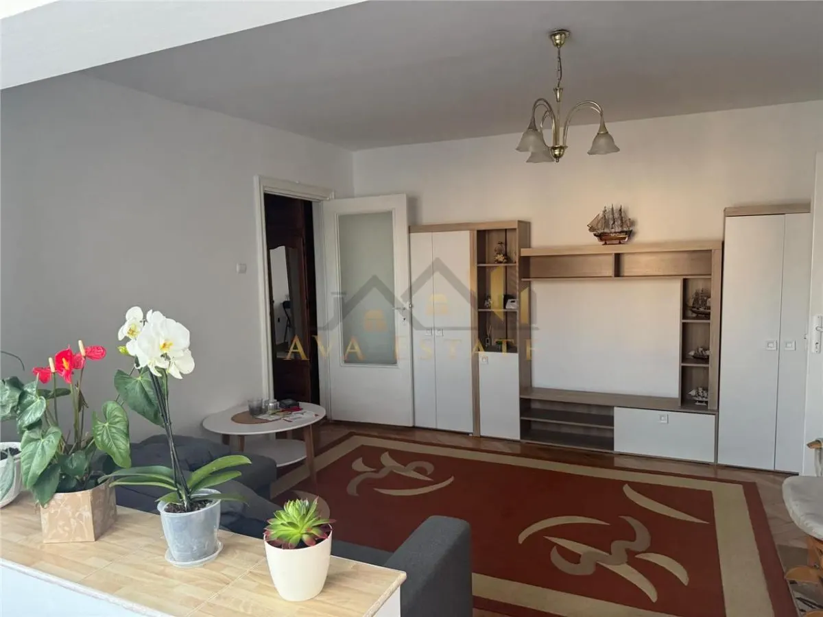 Apartament 2 camere, Et.3, 55 mp - Zona Dambovita - foto 1