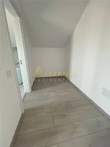 Vila individuala -4 camere  - teren 308mp - Str. Padurea Craiului - foto 12