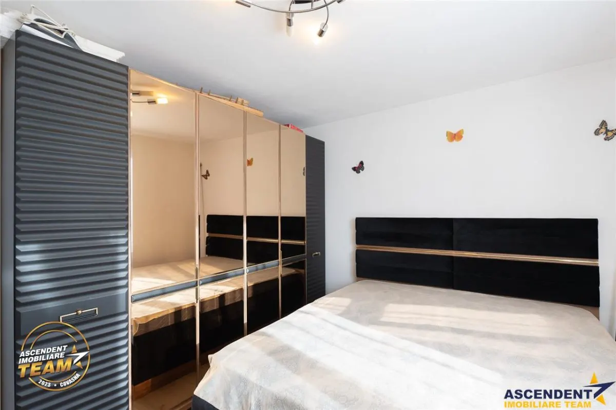 Apartament 2 camere, echipat, balcon, areal cu atmosfera linistita, Central, Covasna. - foto 13