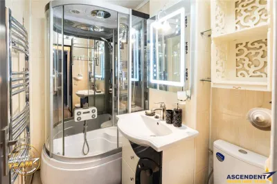 Apartament 2 camere, echipat, balcon, areal cu atmosfera linistita, Central, Covasna. - foto 6