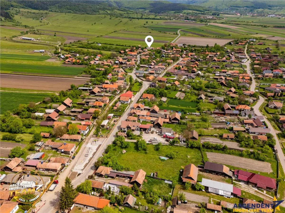 1.200mp teren si casa cu gradina inflorata, aproape de Targu Secuiesc: Belani - foto 7