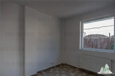 Vila 300mp teren 935mp pentru investitie! 2100 euro/luna chirie! - foto 19