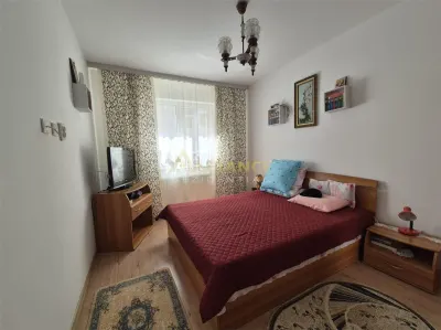 Apartament 2 camere - decomandat -  curte - foto 2