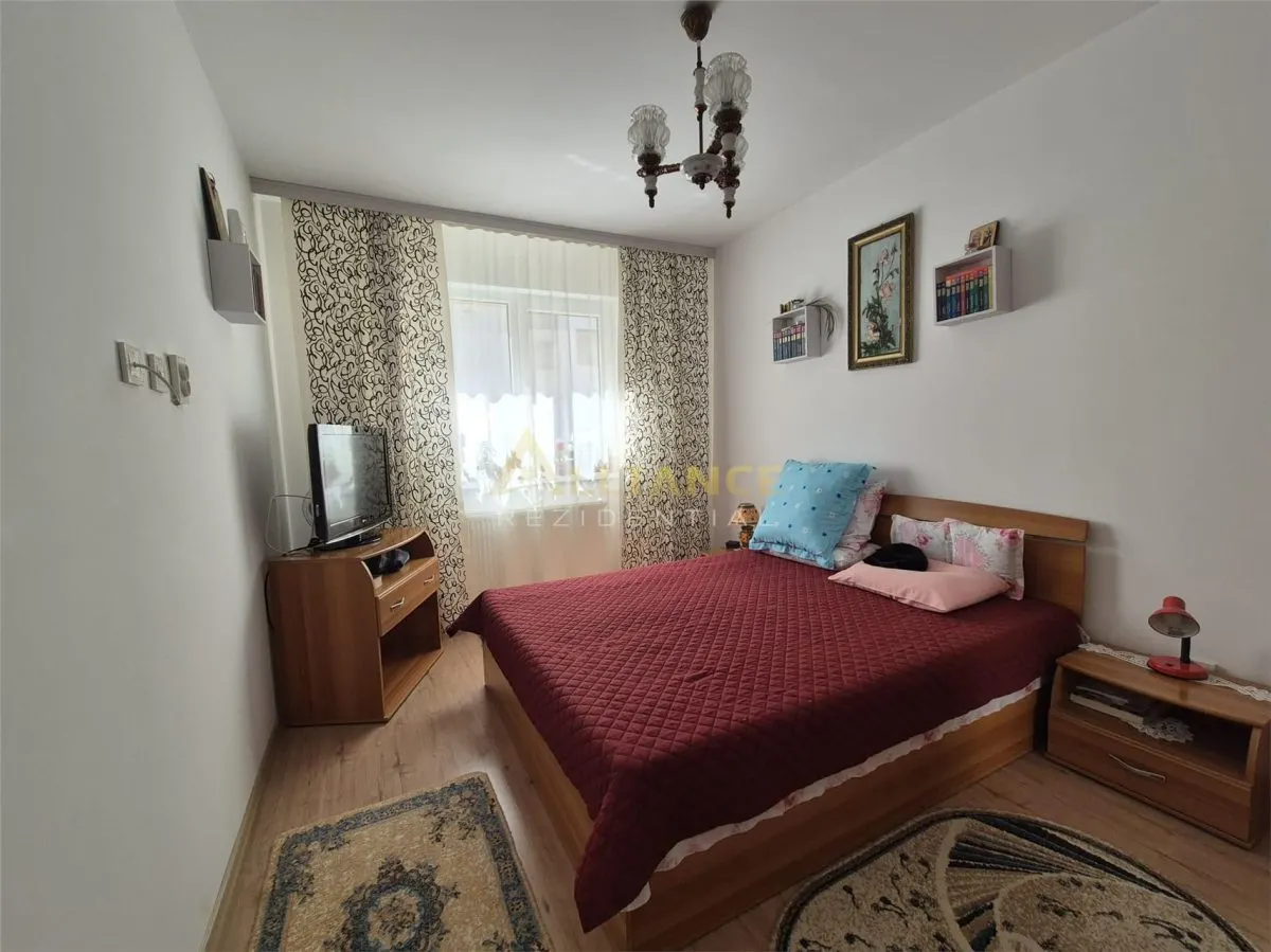 Apartament 2 camere - decomandat -  curte - foto 2