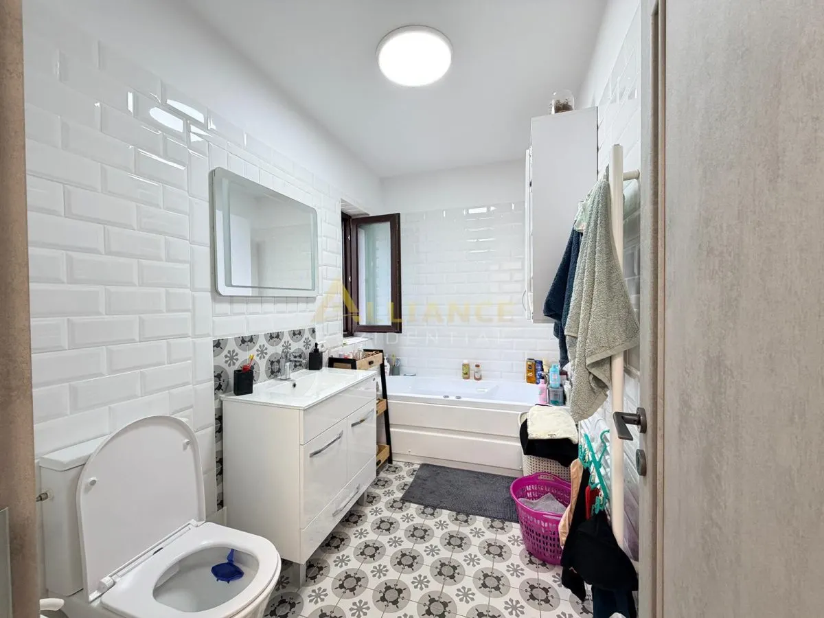 Duplex mobilat si utilat - 4 camere - 2 bai - 300 mp teren - foto 19