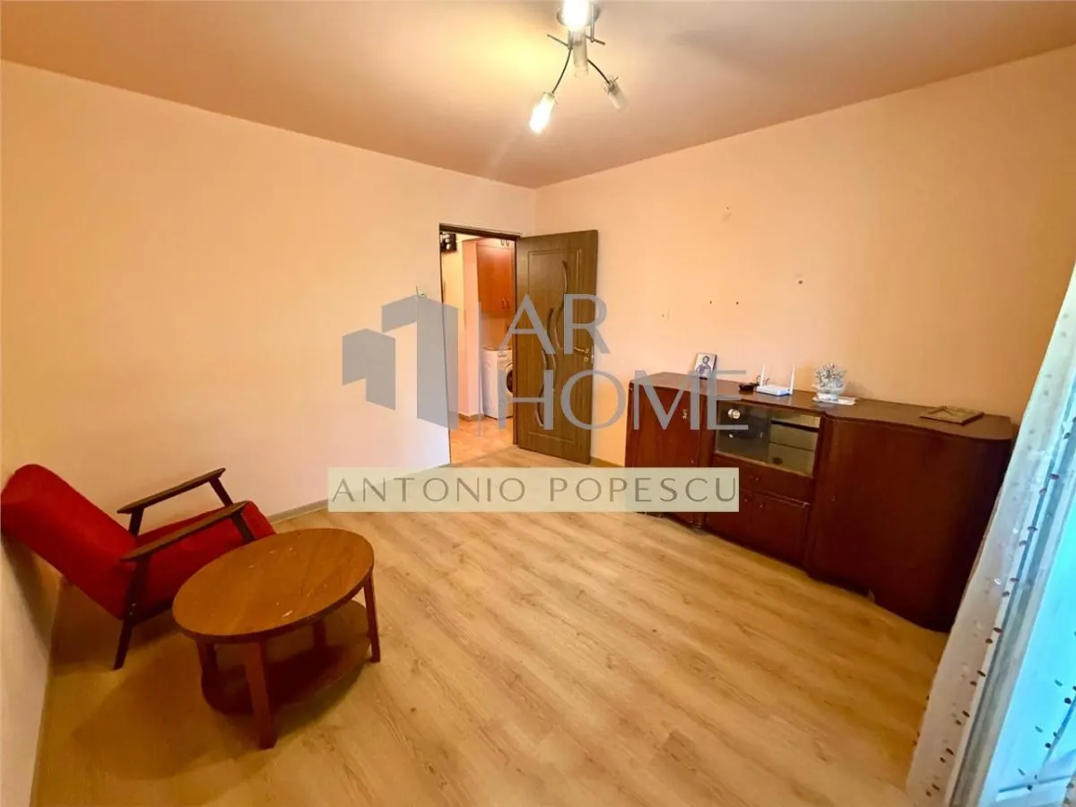 Apartament 2 camere, decomandat, in Ploiesti, zona Vest/ Lamaita. - foto 3