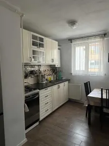 Apartament 3 camere Astra-piata,insorit,130000 Euro - foto 2