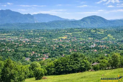 OFERTA REZERVATA!!3.000mp de incantare montana cu cabana din lemn masiv, Zarnesti Tohanita - foto 3
