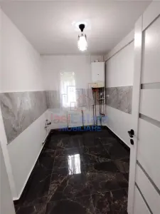 Apartament 3 camere Tatarasi - foto 4