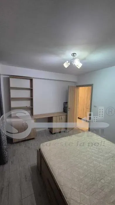 Apartament 3 Camere CENTRU - 650 - foto 4